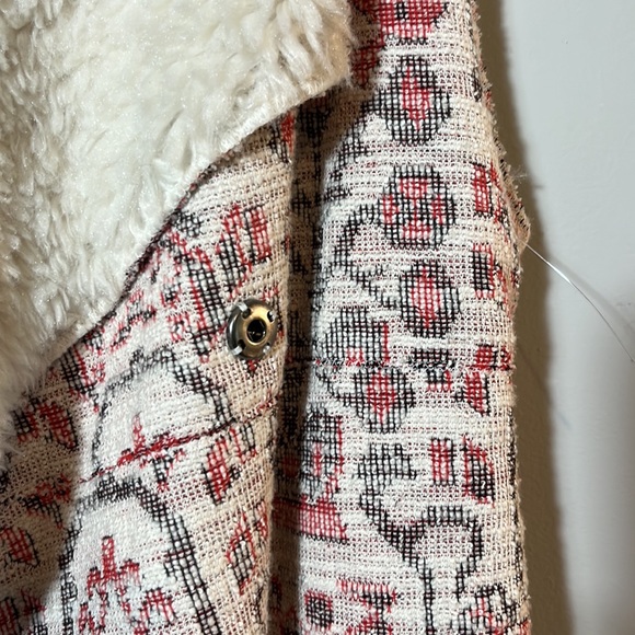 Waterfall Bohemian Sherpa Tapestry Vest - Picture 7 of 11